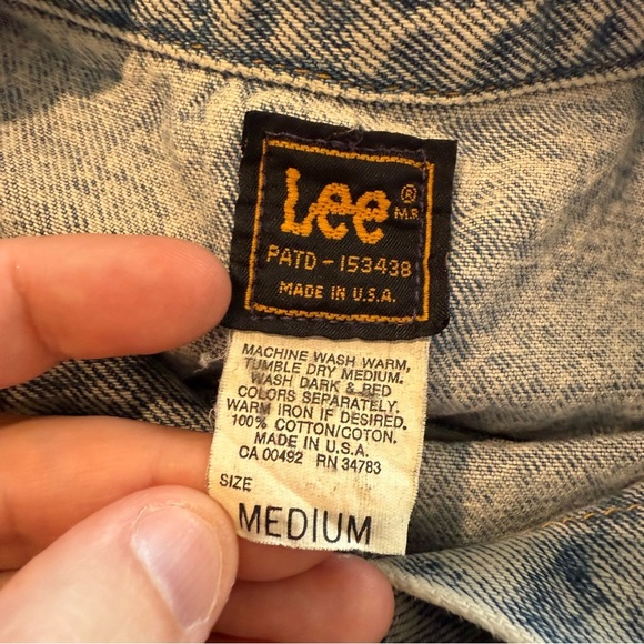 Vintage Lee Acid Wash Classic Denim Jacket Size Medium - Picture 8 of 9